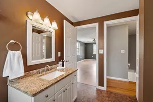 487 Wentworth Ave, Lowell, MA 01852 - Photo 26