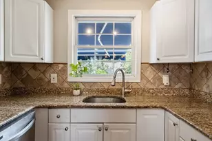 487 Wentworth Ave, Lowell, MA 01852 - Photo 6