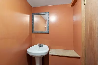 487 Wentworth Ave, Lowell, MA 01852 - Photo 34