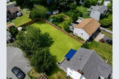 487 Wentworth Ave, Lowell, MA 01852 - Photo 4