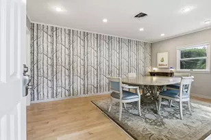 9 Laurel Ct, Acton, MA 01720 - Photo 2
