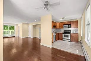 52 Summer St, Haverhill, MA 01830 - Photo 14