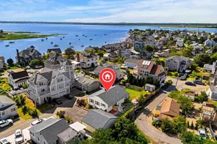 14 Overlook St, Newburyport, MA 01950 - Photo 6