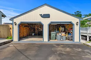 14 Overlook St, Newburyport, MA 01950 - Photo 32