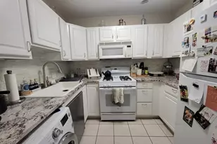 111 W 8th St, Boston, MA 02127 - Photo 6