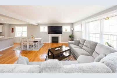18 Craftsman Ct #16, Grafton, MA 01560 - Photo 10