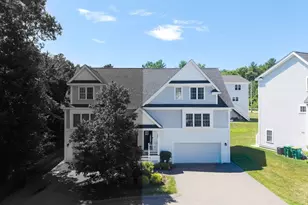18 Craftsman Ct, Grafton, MA 01560 - Photo 2