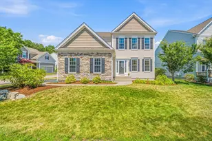 14 Autumn Ridge Dr, Hopkinton, MA 01748 - Photo 2