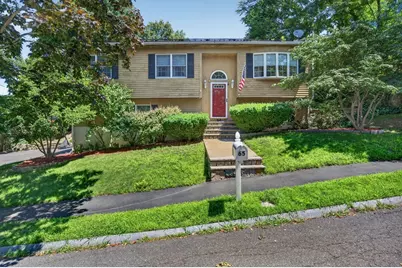 65 Phaeton Rock Rd, Lynn, MA 01904 - Photo 1