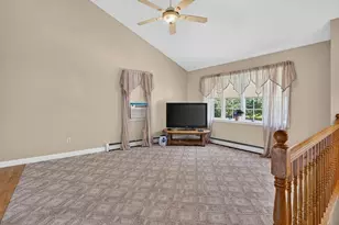 65 Phaeton Rock Rd, Lynn, MA 01904 - Photo 12