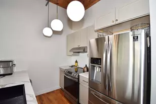 385 Worthington St, Springfield, MA 01103 - Photo 4