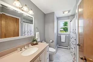 126 Edward St, Chicopee, MA 01020 - Photo 16
