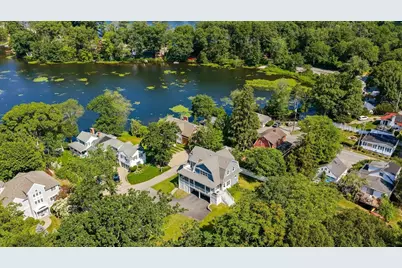 5 Crest Rd, Wayland, MA 01778 - Photo 2