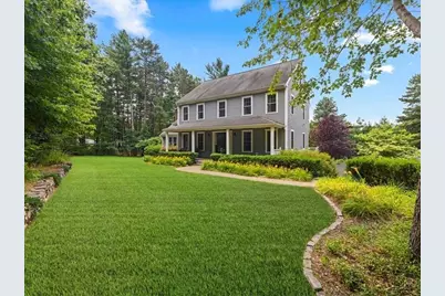 14 Grove St, Kingston, MA 02364 - Photo 1