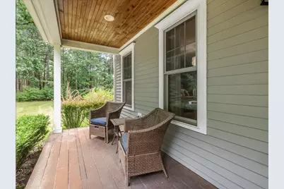 14 Grove St, Kingston, MA 02364 - Photo 4