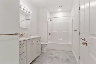 320 Middlesex Ave, Medford, MA 02155 - Photo 10
