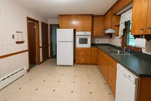 12 Arrowhead Ave, Auburn, MA 01501 - Photo 4