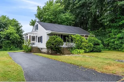 31 Conway St, Worcester, MA 01607 - Photo 1