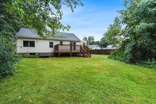 31 Conway St, Worcester, MA 01607 - Photo 32