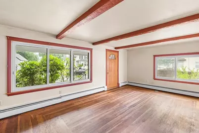 31 Conway St, Worcester, MA 01607 - Photo 6