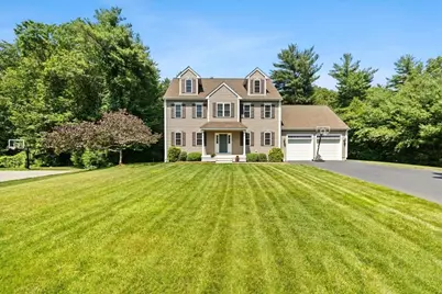 45 White Pines Rd, Bridgewater, MA 02324 - Photo 2