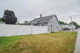 2 Lamb St, Attleboro, MA 02703 - Photo 4