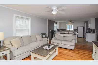 2 Lamb St, Attleboro, MA 02703 - Photo 8