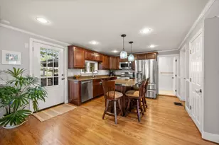 20 Curve St, Framingham, MA 01702 - Photo 4