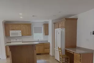 29 Winston Ave, Wilmington, MA 01887 - Photo 2