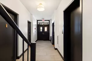 17 Bowdoin St, Boston, MA 02114 - Photo 14