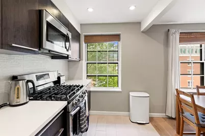 17 Bowdoin St. #4-C, Boston, MA 02114 - Photo 8