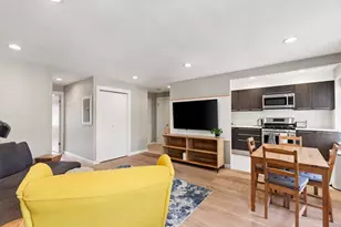 17 Bowdoin St, Boston, MA 02114 - Photo 4