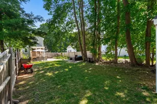 10 Cleveland Ave, Ipswich, MA 01938 - Photo 30