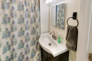 71 Esther St, Worcester, MA 01607 - Photo 8