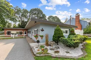 34 Oak St, Stoneham, MA 02180 - Photo 1
