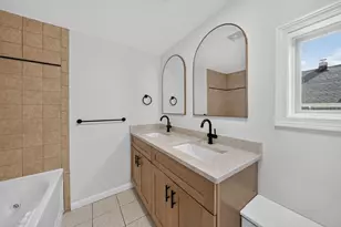 102 Pierce St, Boston, MA 02136 - Photo 14