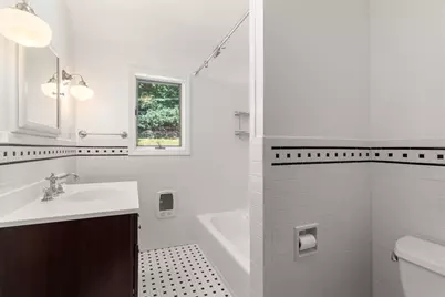 43 Laconia Rd, Worcester, MA 01609 - Photo 18