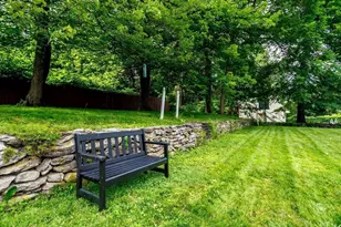 197 Walton St, Fitchburg, MA 01420 - Photo 36