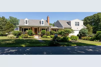 30 Peters Road, Swansea, MA 02777 - Photo 2