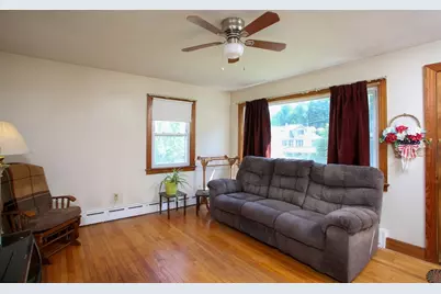 3 West St, Adams, MA 01220 - Photo 4