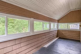 8 Davis St, Montague, MA 01376 - Photo 24