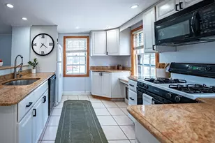 247 Washington St, Winchester, MA 01890 - Photo 4