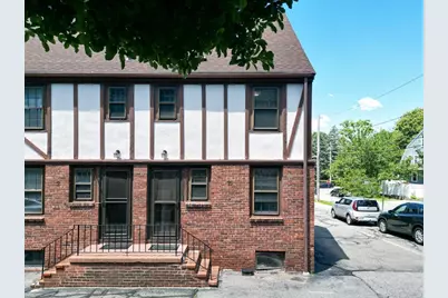 247 Washington St #11, Winchester, MA 01890 - Photo 2