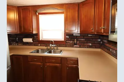 146 Bridle Rd, Billerica, MA 01821 - Photo 10