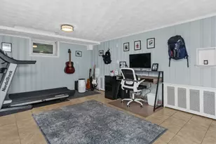 31 Smith St, Waltham, MA 02451 - Photo 24