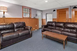 127 Westgate Rd, Waltham, MA 02453 - Photo 20