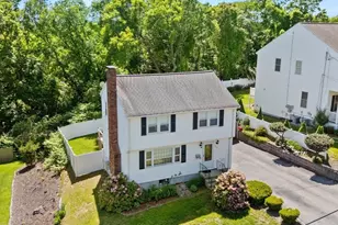 127 Westgate Rd, Waltham, MA 02453 - Photo 1