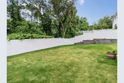 127 Westgate Road, Waltham, MA 02453 - Photo 26