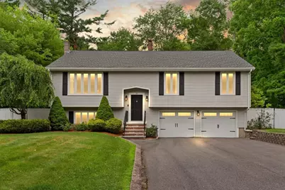 21 Kennedy Cir, Easton, MA 02375 - Photo 2