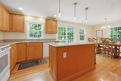 76 Gilbert St, Mansfield, MA 02048 - Photo 6